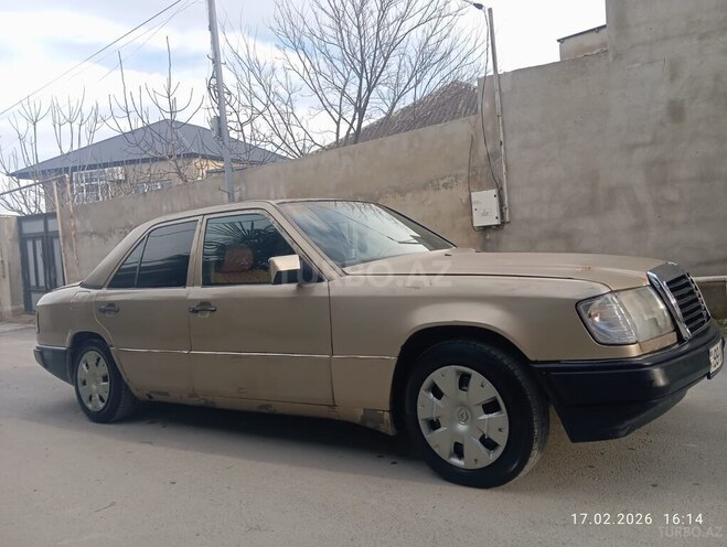 Mercedes 200 E 1990, 385,550 km - 2.0 l - Bakı