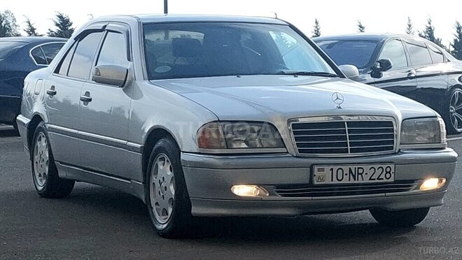 Mercedes C 200-3