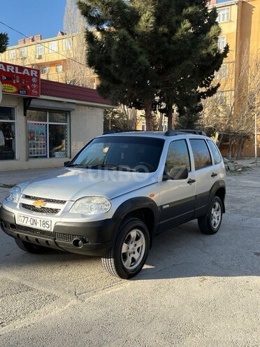 Chevrolet Niva 2011, 200,000 km - 1.7 л - Sumqayıt