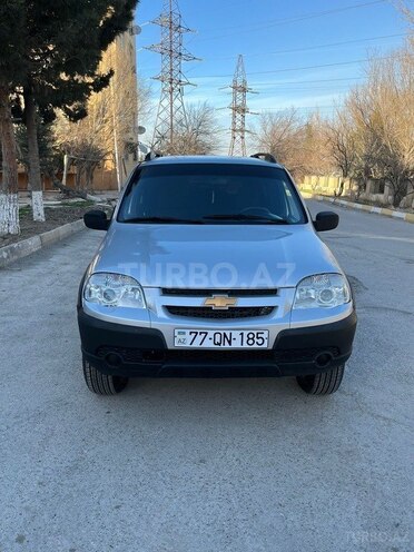 Chevrolet Niva 2011, 200,000 km - 1.7 л - Sumqayıt