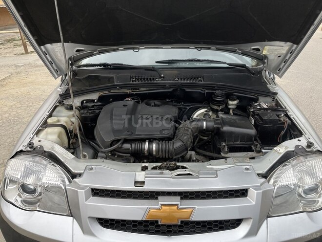 Chevrolet Niva 2011, 200,000 km - 1.7 л - Sumqayıt