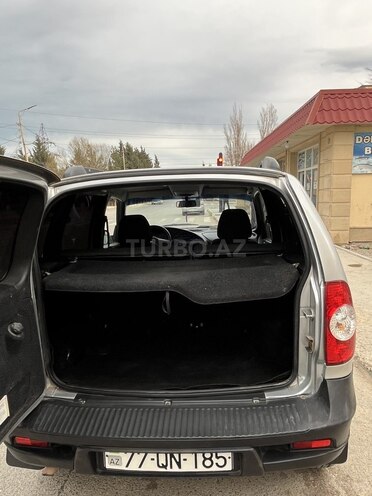 Chevrolet Niva 2011, 200,000 km - 1.7 л - Sumqayıt