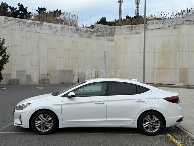 Hyundai Elantra 2019, 144,300 km - 2.0 l - Bakı
