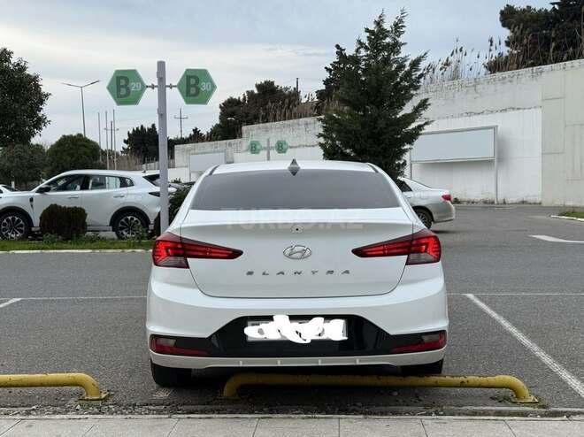 Hyundai Elantra 2019, 144,300 km - 2.0 l - Bakı