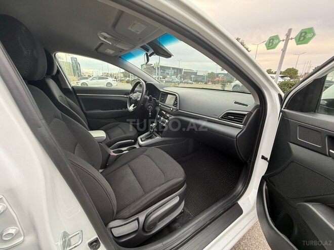Hyundai Elantra 2019, 144,300 km - 2.0 l - Bakı