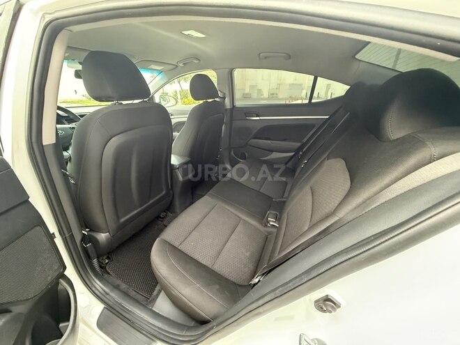 Hyundai Elantra 2019, 144,300 km - 2.0 l - Bakı