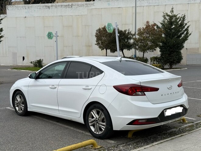 Hyundai Elantra 2019, 144,300 km - 2.0 l - Bakı