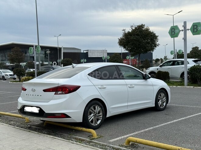 Hyundai Elantra 2019, 144,300 km - 2.0 l - Bakı
