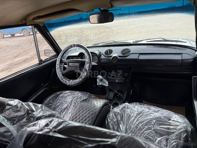LADA (VAZ) 2106 2004, 57,000 km - 1.6 l - Salyan