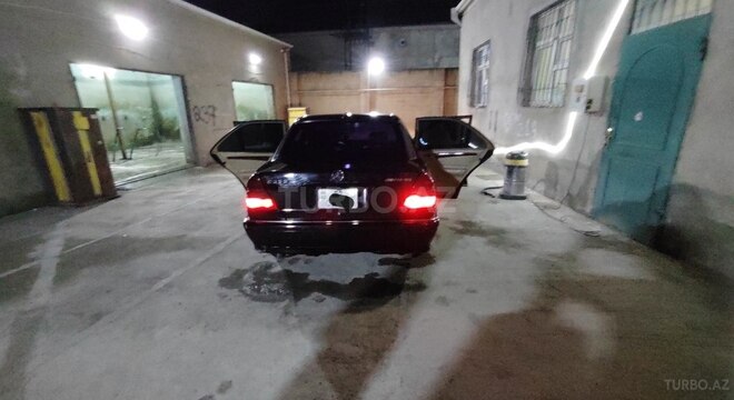 Mercedes C 230 1998, 280,000 km - 2.3 л - Bakı