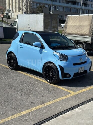 Toyota IQ-2