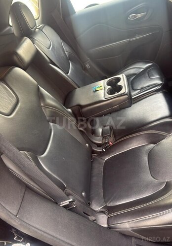 Jeep Cherokee 2015, 117,400 km - 2.4 l - Bakı