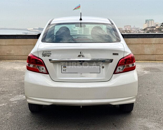 Mitsubishi Mirage 2020, 102,000 km - 1.2 л - Bakı
