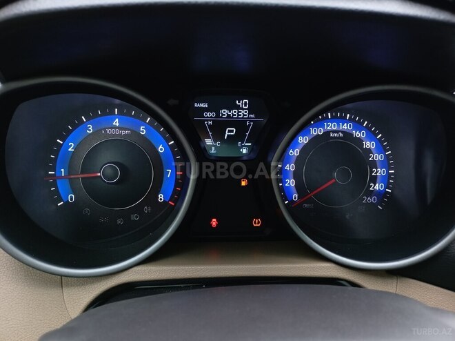Hyundai Elantra 2011, 313,822 km - 1.8 л - Quba