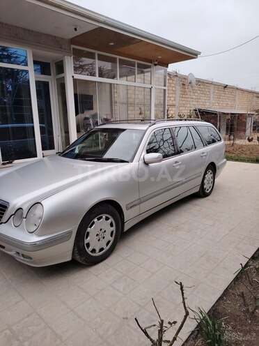 Mercedes E 240 2000, 467,000 km - 2.4 л - Bakı