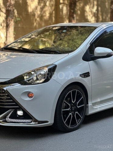Toyota Aqua 2016, 106,000 km - 1.5 l - Bakı