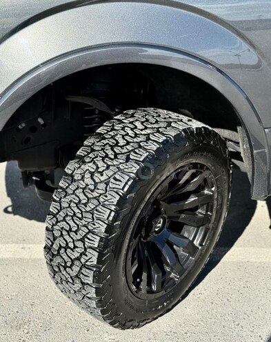 Ford F-150-16