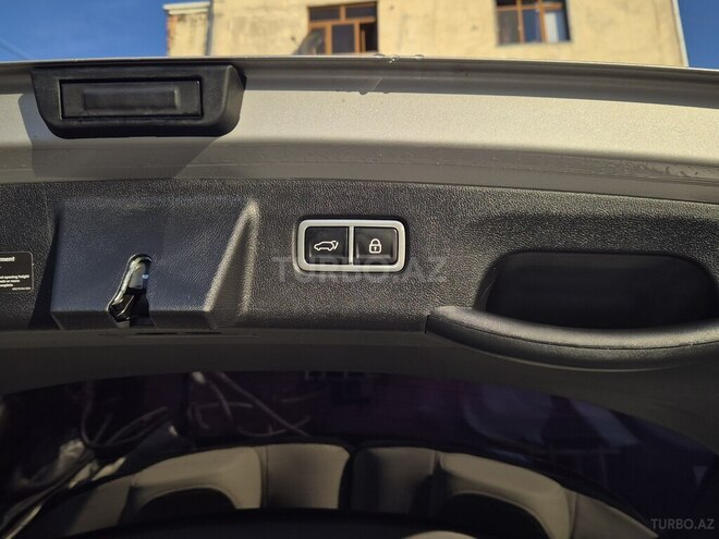 Kia Sorento-16