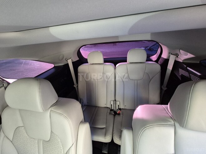 Kia Sorento-13