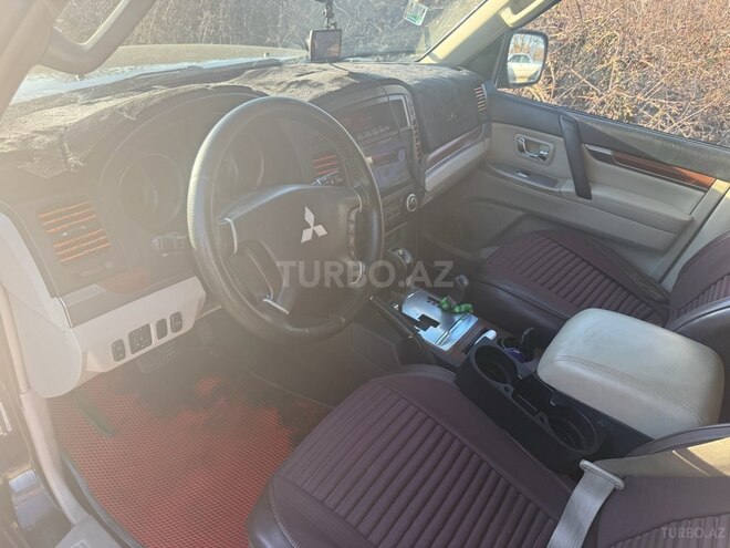 Mitsubishi Pajero 2008, 260,000 km - 3.0 л - Bakı