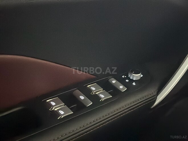 Geely Coolray-38