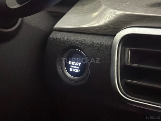 Geely Coolray-35