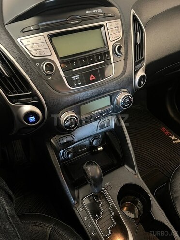 Hyundai ix35 2010, 258,390 km - 2.0 л - Bakı