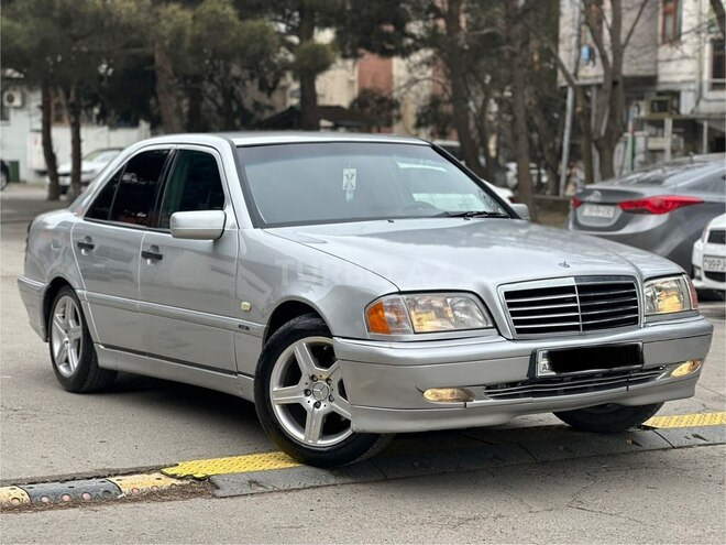 Mercedes C 200-4