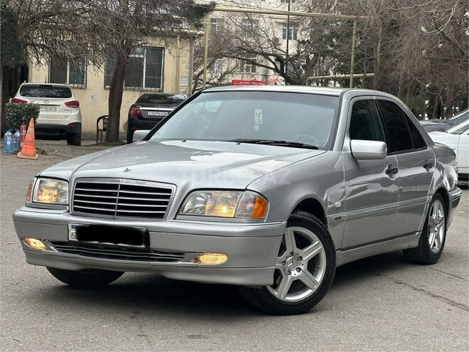 Mercedes C 200-3