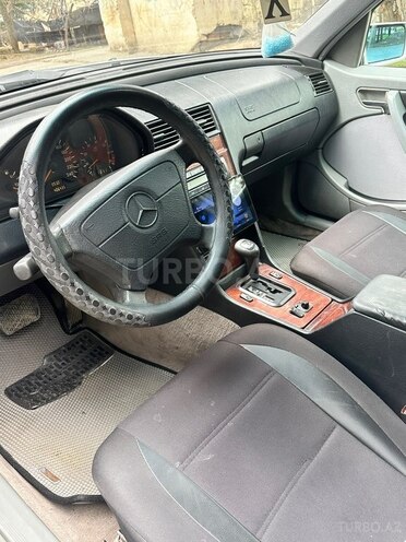 Mercedes C 200-5