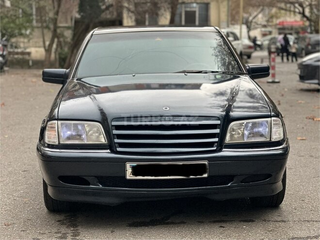 Mercedes C 200-12