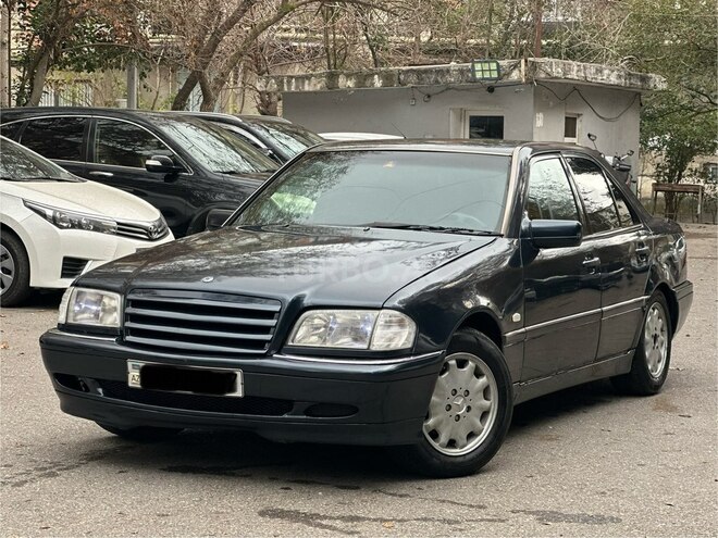 Mercedes C 200-7