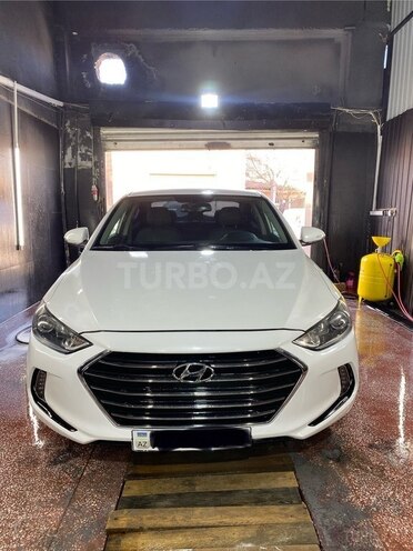 Hyundai Elantra 2016, 235,605 km - 2.0 л - Bakı