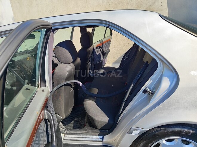 Mercedes C 220 1994, 318,000 km - 2.2 л - Sumqayıt