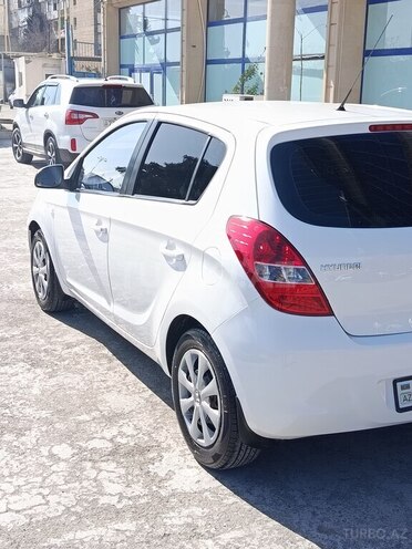Hyundai i20 2011, 220,000 km - 1.4 l - Bakı
