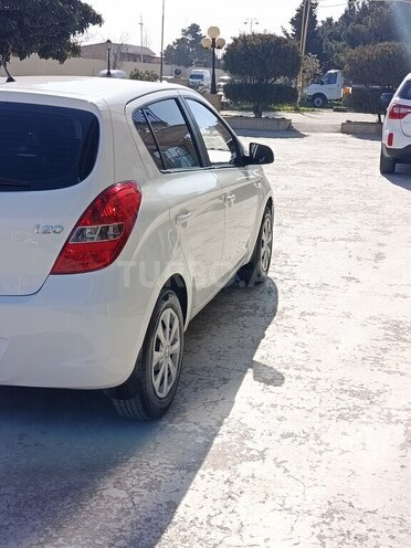 Hyundai i20 2011, 220,000 km - 1.4 l - Bakı