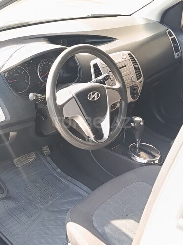 Hyundai i20 2011, 220,000 km - 1.4 l - Bakı