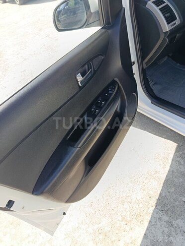 Hyundai i20 2011, 220,000 km - 1.4 l - Bakı