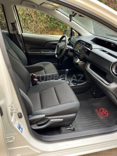 Toyota Aqua 2016, 218,000 km - 1.5 l - Bakı
