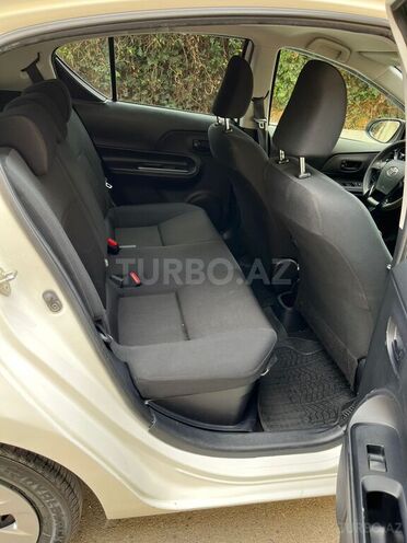 Toyota Aqua 2016, 218,000 km - 1.5 l - Bakı