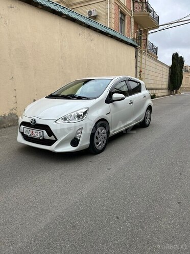 Toyota Aqua 2016, 218,000 km - 1.5 l - Bakı