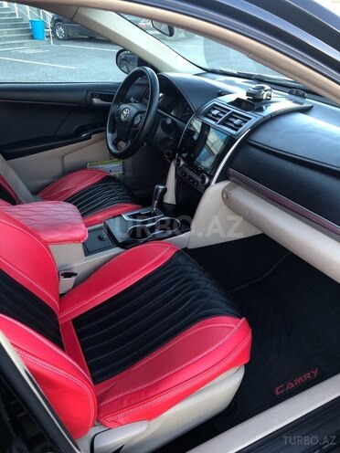 Toyota Camry-3