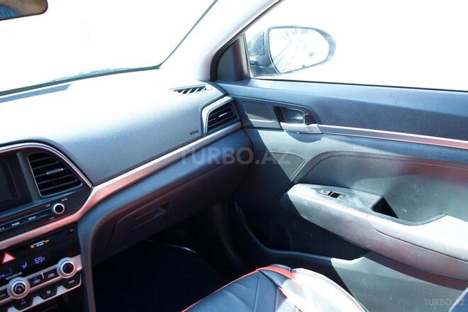 Hyundai Elantra 2019, 102,000 km - 2.0 л - Bakı