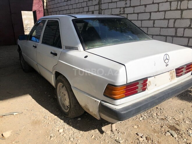 Mercedes 190 1992, 100,000 km - 1.8 l - Qazax