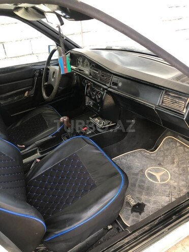 Mercedes 190 1992, 100,000 km - 1.8 l - Qazax