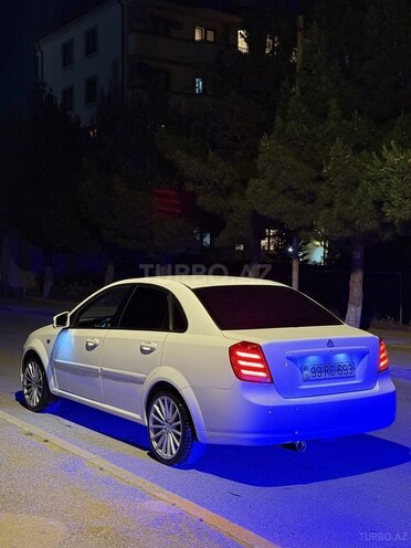 Daewoo Gentra-10