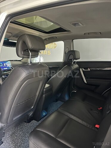 Chevrolet Captiva-19