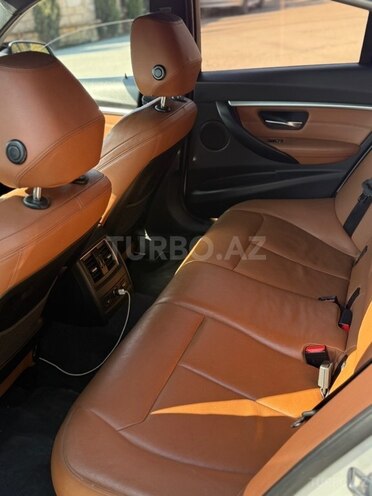 BMW 330-11