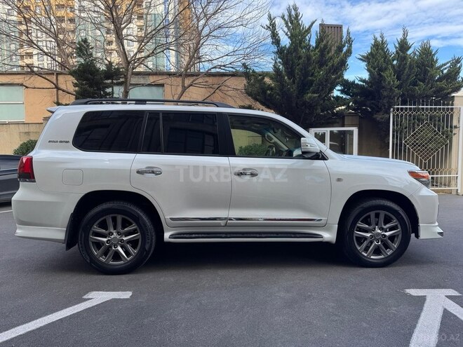 Toyota Land Cruiser-13