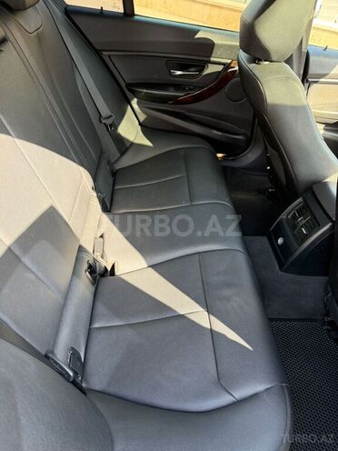 BMW 330 2015, 212,000 km - 2.0 l - Bakı